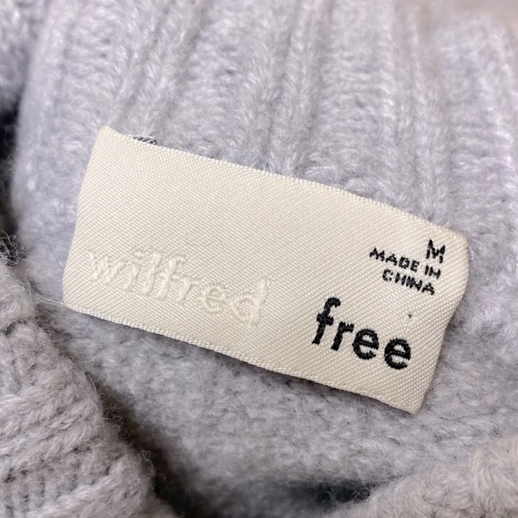 Aritzia Wilfred Free Cropped Merino Turtle Neck M - Picture 5 of 5